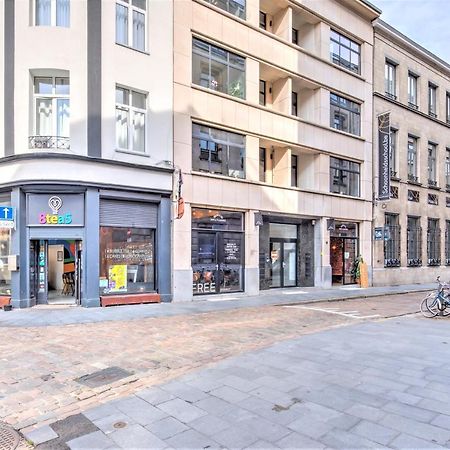 Spacious Apartments In The Heart Of Anversa Esterno foto