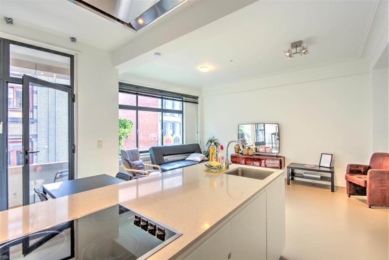 Spacious Apartments In The Heart Of Anversa Esterno foto