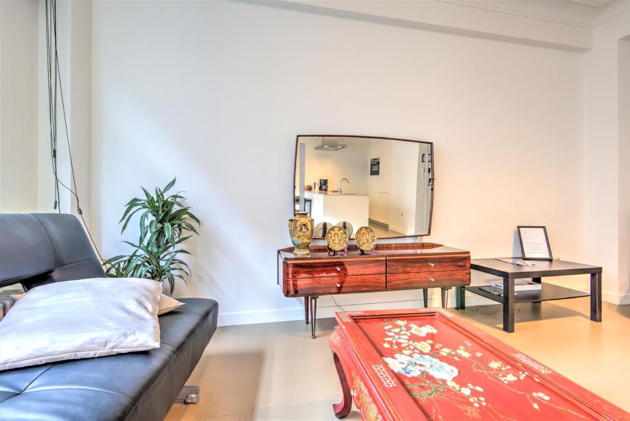 Spacious Apartments In The Heart Of Anversa Esterno foto