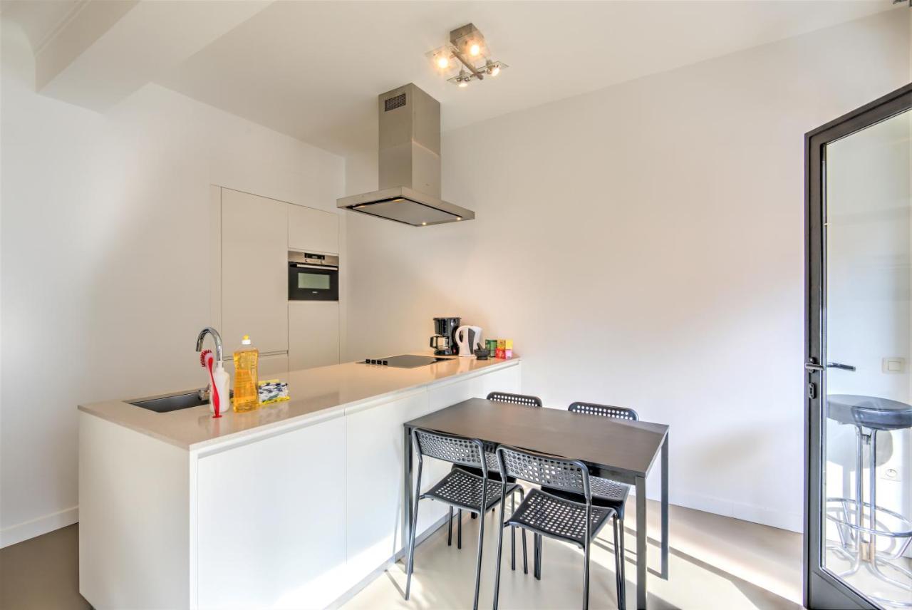 Spacious Apartments In The Heart Of Anversa Esterno foto
